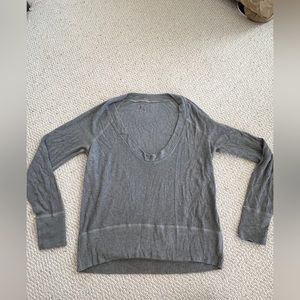 Blue Life thin grey sweater in XS